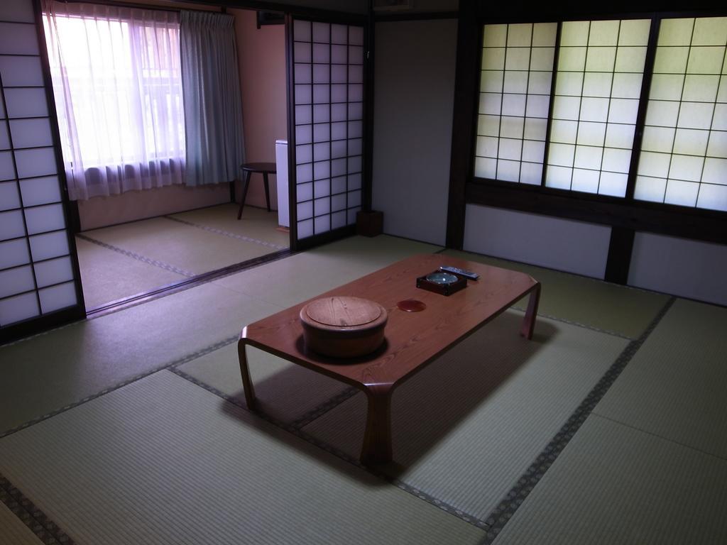 Ryokan Murayama Hotel Takayama  Exterior photo